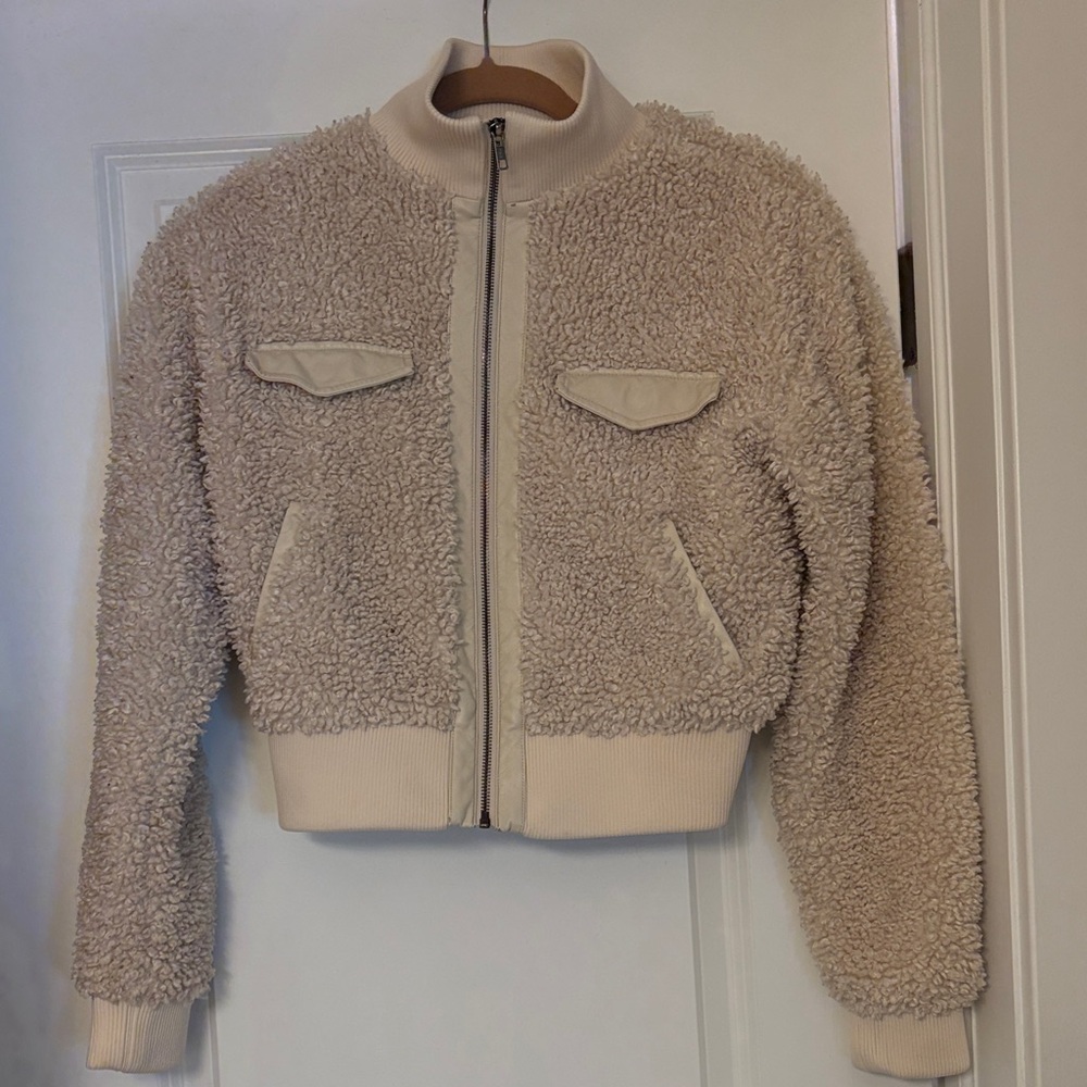 Express Woman’s Negin Mirsalehi Jacket Sz XS Women's Beige Sherpa Zip-Up Jacket